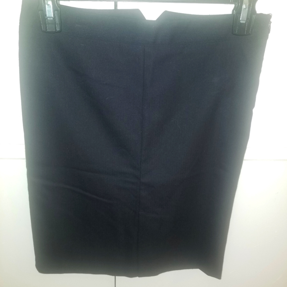 2/$10. Sisley skirt.